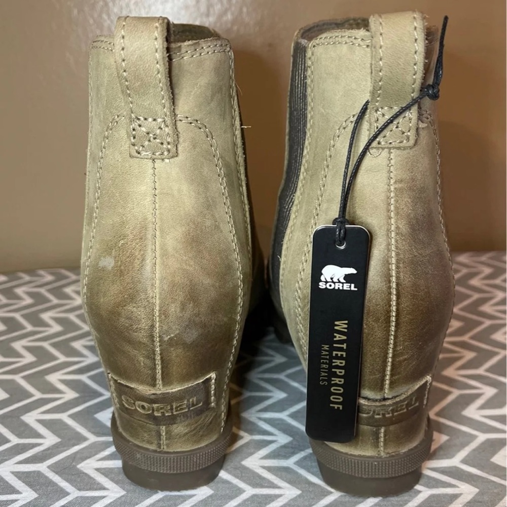 Joan of Arctic Wedge Bootie Ash Brown